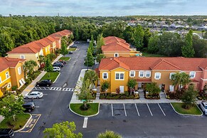 Exquisite Townhome w Pvt Pool Close to Disney by RedAwning