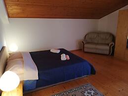 Villa Valeta 500 Meters From the Beach
