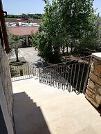 Villa Valeta 500 Meters From the Beach