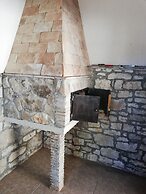 Villa Valeta 500 Meters From the Beach