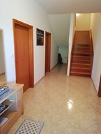 Villa Valeta 500 Meters From the Beach