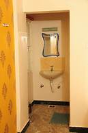 Hotel Rathnavel Towers