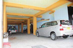 Hotel Rathnavel Towers