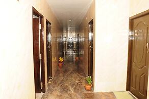 Hotel Rathnavel Towers