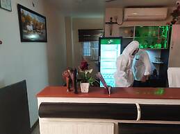 Hotel Rathnavel Towers