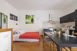 San Pietro House by Studio Vita