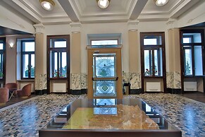 Pràcatinat Hotel & Restaurant