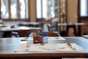 Pràcatinat Hotel & Restaurant