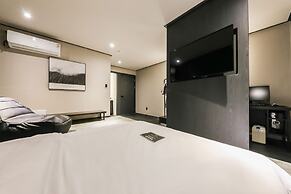 Hotel N7 Daejeon Bus Terminal