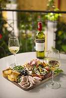 Cat Cat Galerie d'Art