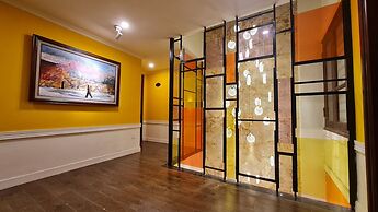 Cat Cat Galerie d'Art