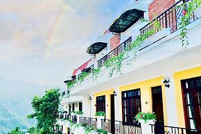 Cat Cat Galerie d'Art