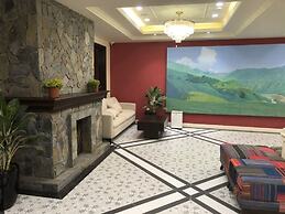 Cat Cat Galerie d'Art