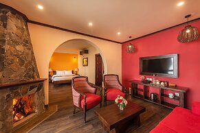 Cat Cat Galerie d'Art