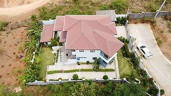 Luxury Villa at Mariveles Bataan, Philippines, Ph