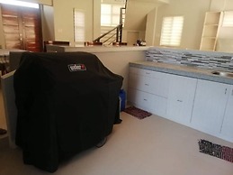 Luxury Villa at Mariveles Bataan, Philippines, Ph