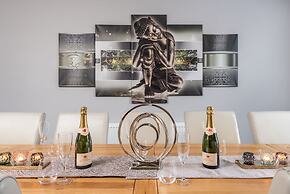 Private Garden Rooftop Terrace With hot tub