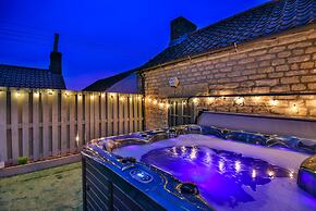 Private Garden Rooftop Terrace With hot tub