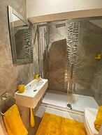 Private Garden Rooftop Terrace With hot tub