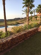 Appartement Direct on the Golf Course and Swimmingpool