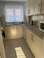 Riverside Park Ground Floor Apartment - St Neots