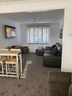 Riverside Park Ground Floor Apartment - St Neots