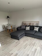 Penthouse Waterfront Apartment - St Neots