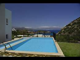 Villa Ouranos our Dream in Blue and Cream With Seaview and Pool