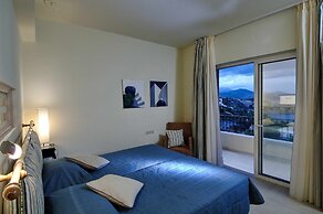 Villa Ouranos our Dream in Blue and Cream With Seaview and Pool