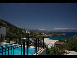 Villa Ouranos our Dream in Blue and Cream With Seaview and Pool