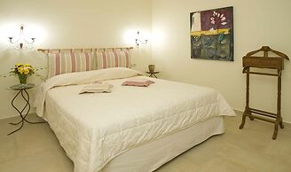 Villa Ares With Private Pool and a Spectacular Seaview 150m From the B