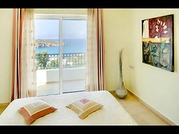 Villa Ares With Private Pool and a Spectacular Seaview 150m From the B