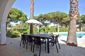 Close to Amenities, Free air Conditioning and Wi-fi