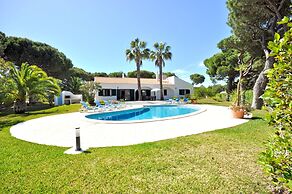 Close to Amenities, Free air Conditioning and Wi-fi