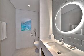 Hilton Garden Inn Bahrain Bay