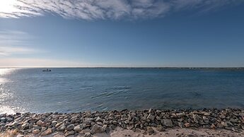 Bungalow 6 - 1br, Water View