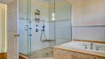 Traditional East Hampton Estate