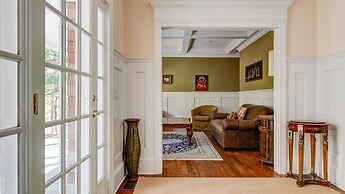 Traditional East Hampton Estate