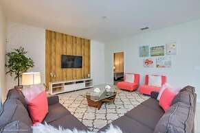 5 Bed Pool With Overflowing Spa In Champions Gate! 5 Bedroom Villa by 