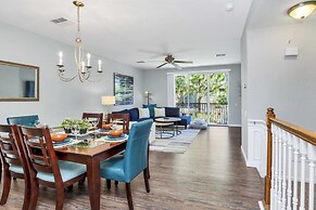 Pleasant and Spacious Town Home Near the Convention Center #3vc107