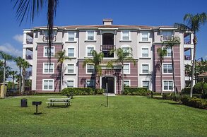 Pleasant and Spacious Town Home Near the Convention Center #3vc107