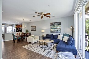 Pleasant and Spacious Town Home Near the Convention Center #3vc107