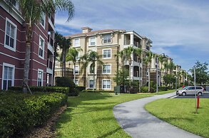 Pleasant and Spacious Town Home Near the Convention Center #3vc107