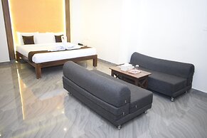 Sai Senthoor Paradise