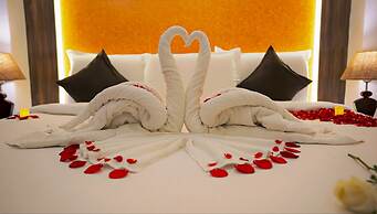 Sai Senthoor Paradise