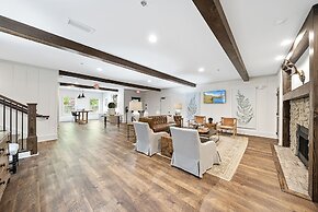 The Blowing Rock Manor