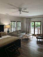 The Blowing Rock Manor