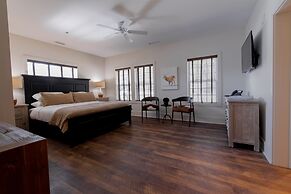 The Blowing Rock Manor