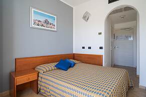 Carlton Hotel Riviera