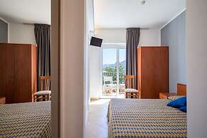 Carlton Hotel Riviera